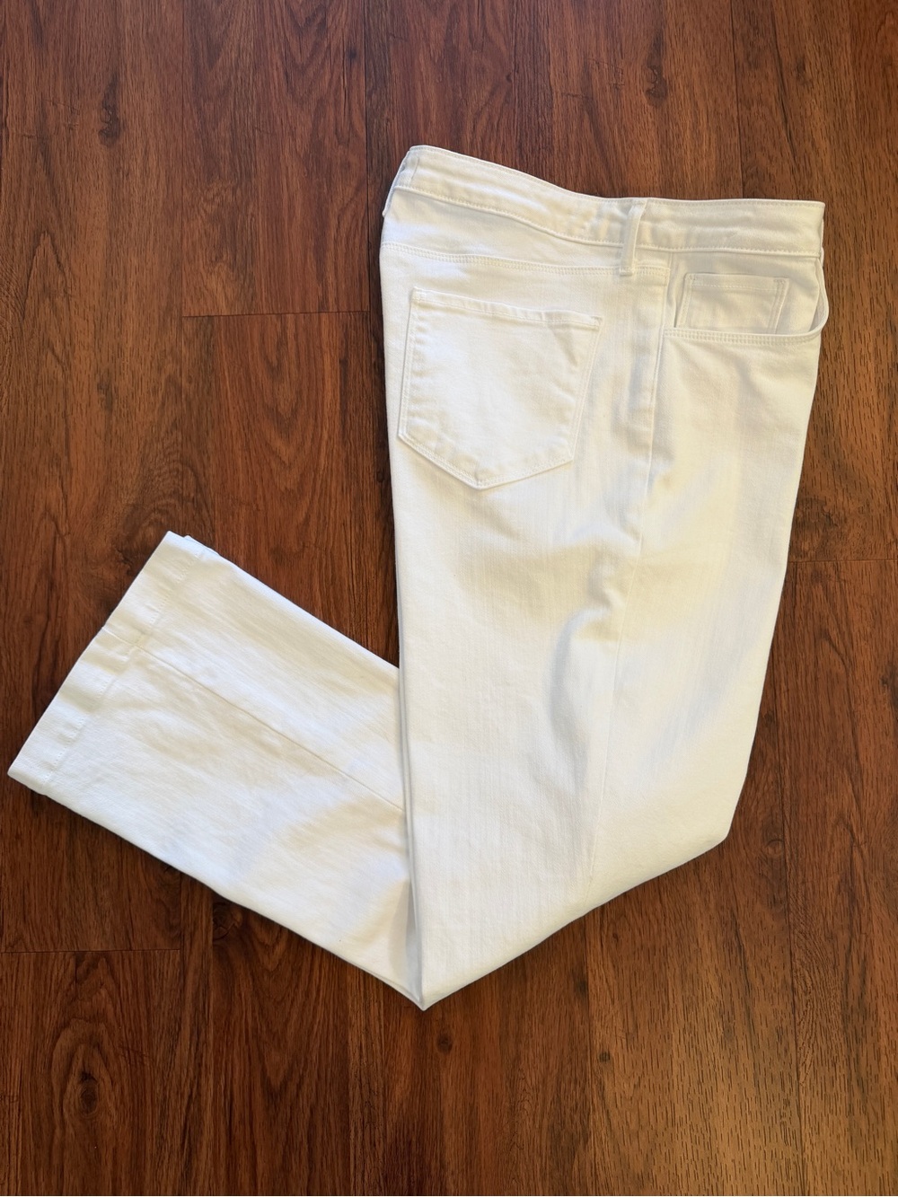 L'AGENCE White Cropped Flare Leg Jeans Women’s size 10